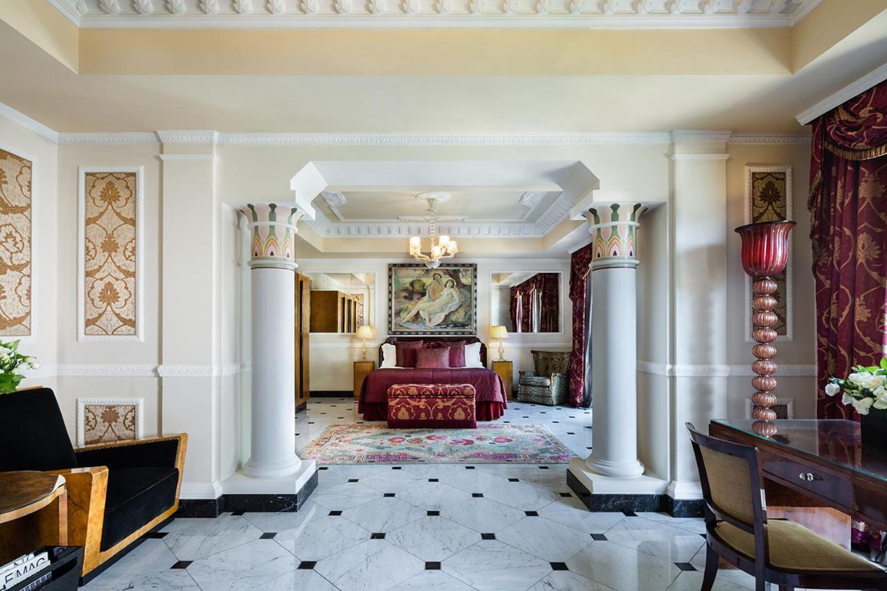 Baglioni Hotel Carlton - The Leading Hotels Of The World Милано Екстериор снимка