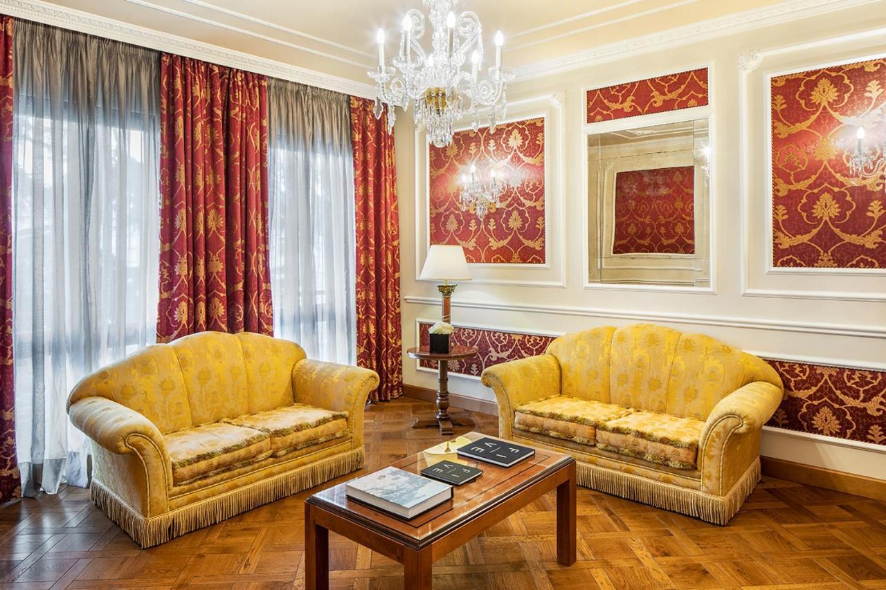 Baglioni Hotel Carlton - The Leading Hotels Of The World Милано Екстериор снимка